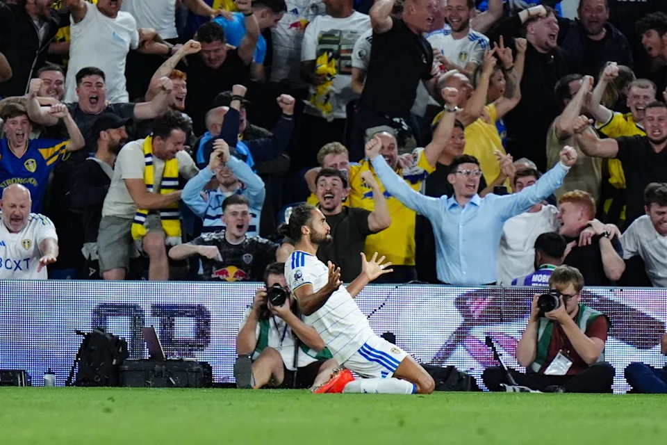 Leeds United Crush Newcastle 4-1